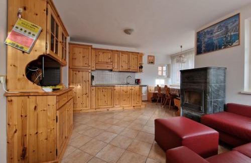 Campitello di Fassa Apartment | Appartamento Col Val di Fassa con Terrazza BAGNI RINNOVATI 2023