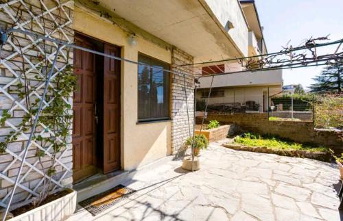 Pomarance Apartment | Appartamento con giardino