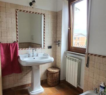 Municipio VII Apartment | Appartamento con terrazzo