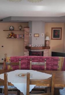 Mologno Apartment | Appartamento Gallicano - La Tana