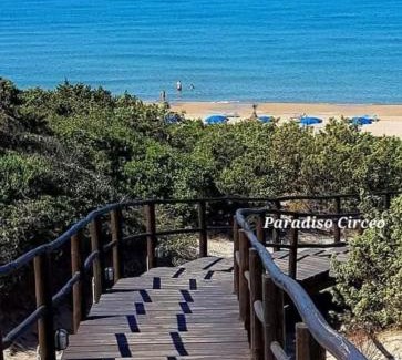 Sabaudia Apartment | APPARTAMENTO in seminterrato ZANNONE