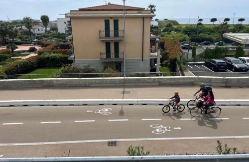 Imperia Apartment | Appartamento Incantevole a 100metri dal mare e accanto alla Pista Ciclabile