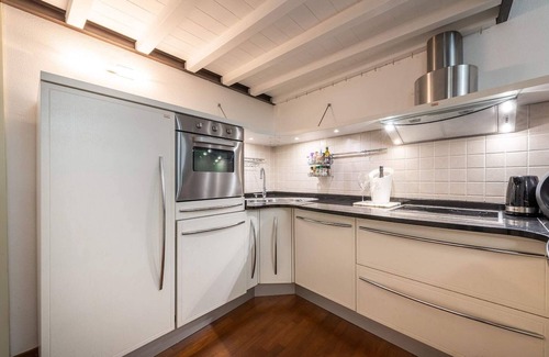 Historic Castle District Apartment | Appartamento