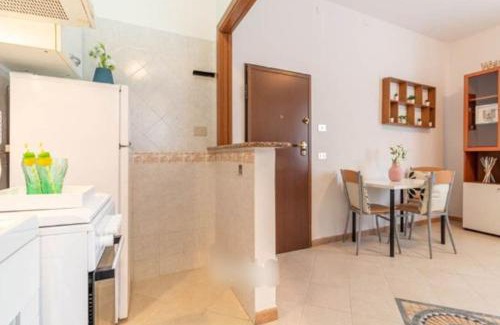 Crocetta-San Lazzaro-Modena Est Apartment | Appartamento monolocale a Modena