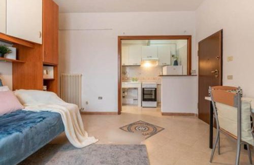 Crocetta-San Lazzaro-Modena Est Apartment | Appartamento monolocale a Modena