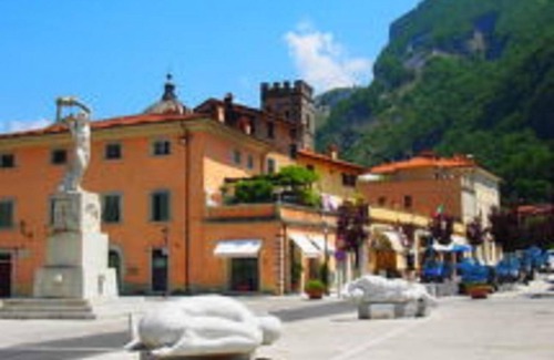 Pietrasanta Apartment | Appartamento Pietrasanta by Interhome