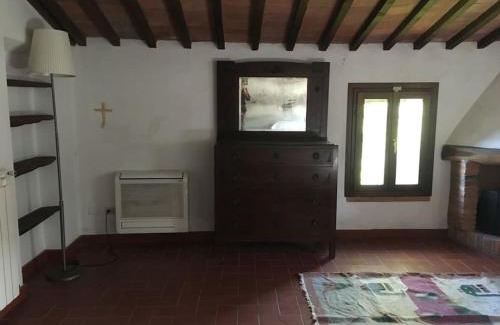 Pontedera Apartment | Appartamento Rustico Toscano nel cuore del bosco