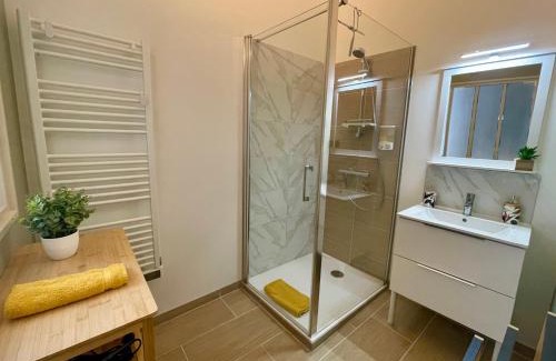 Vitre Apartment | AppartCosy 22 Centre Historique