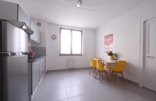 Bellegarde-sur-Valserine Apartment | Appartement Wahrol