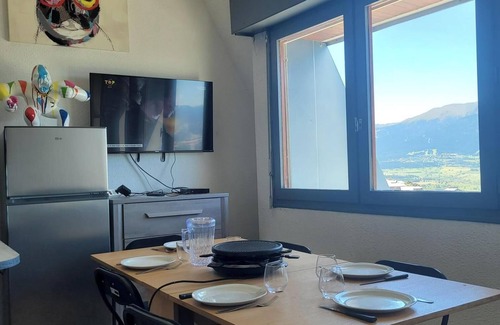 Font-Romeu-Odeillo-Via Apartment | Appartement Rénové Avec une Magnifique vue