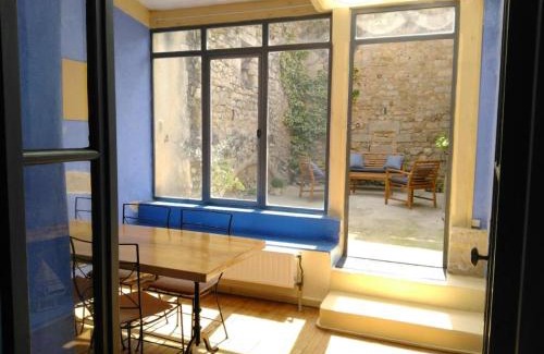 Saint-Paul-Trois-Chateaux Apartment | Appartement au coeur du village- Ref12