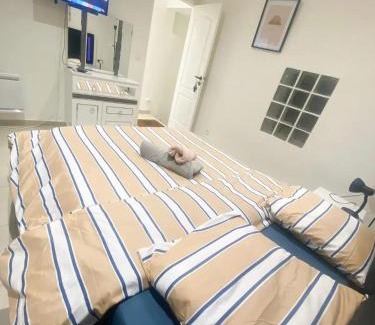 Arnouville Apartment | Appartement cosy à Arnouville - 34 m² avec vue jardin