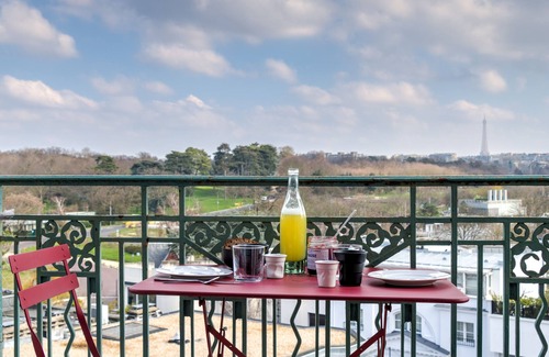 Prince–Marmottan Apartment | Appartement Clémentine - Welkeys