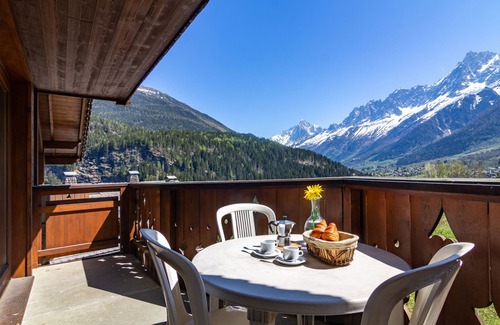 Les Houches Apartment | Appartement Bellachat 10 ski in/ski out, Les Houches (Chamonix), France