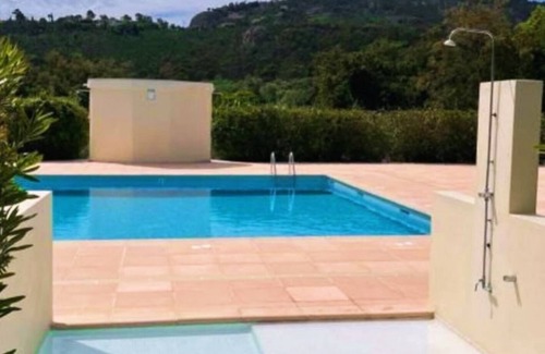 Mandelieu-La-Napoule Apartment | Appartement Dans la Verdure , Trés Lumineux , Proximité à Pied Plage, Commerce