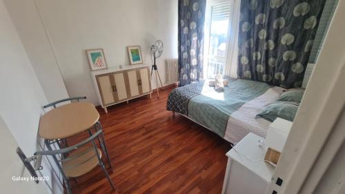 Mondeville Apartment | Appartement à 1km de la gare de Caen et 9 Kms de la plage