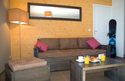 Font-Romeu-Odeillo-Via Condo | Appartement à 20m du télécabine | Piscine