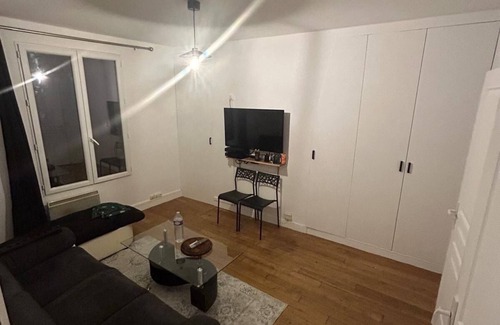 19th Arrondissement Apartment | Appartement à Louer Paris 19