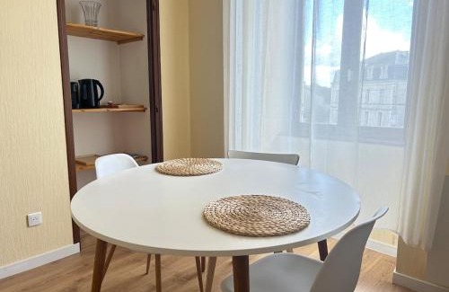 Parthenay Apartment | Appartement - 1 chambre - Centre-ville