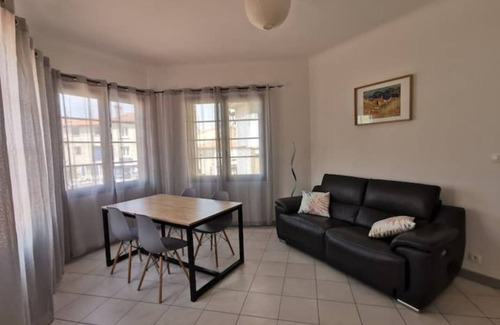 Plage d'Argeles Apartment | Appartement 2 Avec Emplacement Idéal et Clim