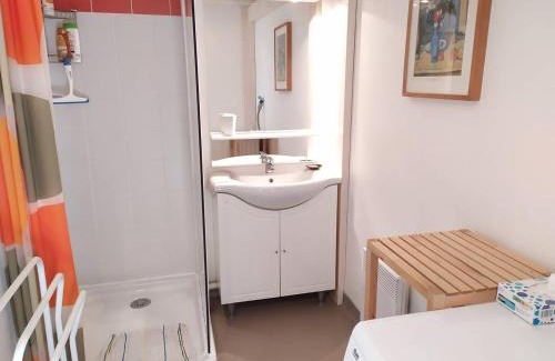 Cauterets Apartment | Appartement 2 chambres avec mezzanine, au cœur de Cauterets - FR-1-812-22