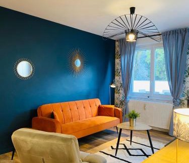 Pontarlier Apartment | Appartement 2 chambres avec terrasse vue sur jardin arboré