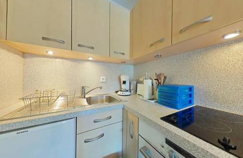 Les Bormettes Apartment | Appartement 2 pièces avec terrasse et piscine à La Londe-les-Maures - FR-1-826-7