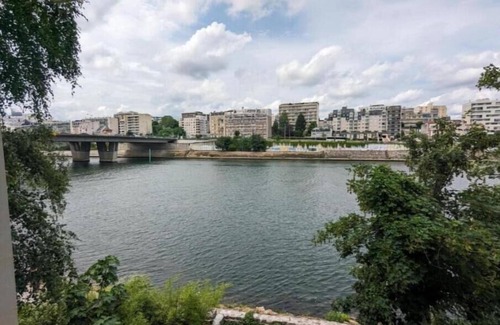 17th Arrondissement Batignolles-Monceau Apartment | Appartement 2 Chambres