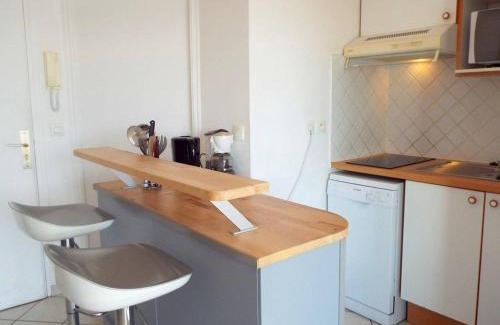 La Trinite-sur-Mer Apartment | Appartement 2 pièces avec parking à La Trinité-sur-Mer - FR-1-477-78