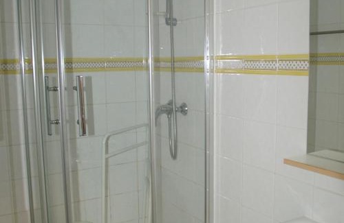 Prapoutel Apartment | Appartement 2 pièces au pied des pistes avec balcon et casier à skis - FR-1-557-101