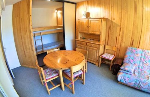 Les Claux Apartment | Appartement 2 Pièces, Cabine, 40m², 4 Couchages, Proche Pistes et Commerces, Vars Les Claux - FR-1-330B-63