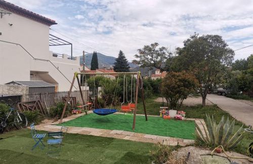 Le Boulou Apartment | Appartement-2- privé, terrasse, parking et jardin