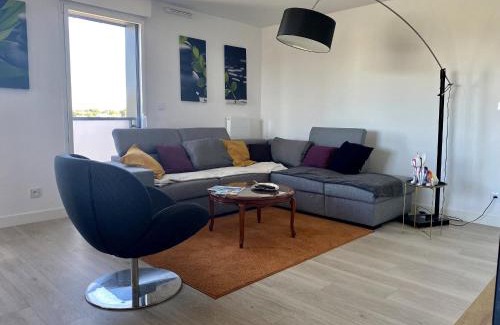 Monts Apartment | Appartement 3 pièces avec terrasse, proche plage, parking, ascenseur – Pornichet - FR-1-306-1226