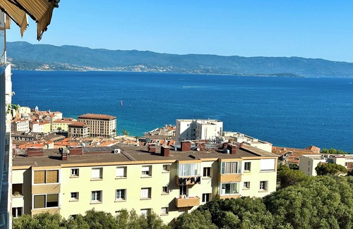 Ajaccio Apartment | Appartement 3 Pièces vue mer en Excellent État