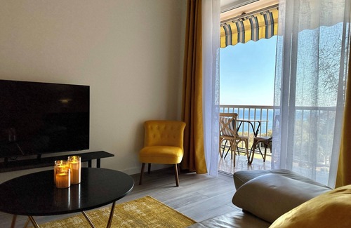 Ajaccio Apartment | Appartement 3 Pièces vue mer en Excellent État