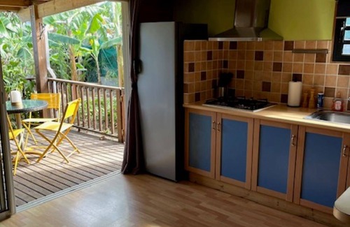 Le Portail Apartment | Appartement 35m² Niché Dans un Jardin Tropical Typiquement Réunionnais