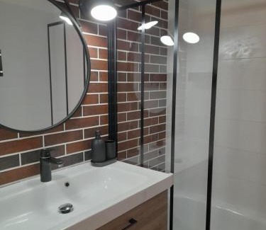 La Joue du Loup Apartment | Appartement 4 à 6 personnes - Station La Joue du Loup - Chalet d'Aurouze, 150m des remontées