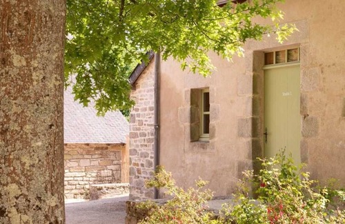 Quimper Apartment | Appartement 5 étoiles - Parc aquatique - eebich