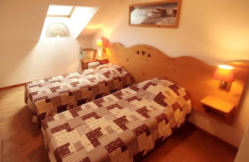 Abries Apartment | Appartement Abries - Jacuzzi et piscine - Pied des pistes - Duplex 6 personnes - Résidence étoilée