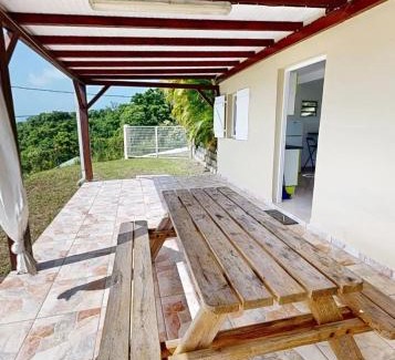 Riviere-Pilote Apartment | Appartement accueillant avec piscine à Rivière-Pilote, 33 m²