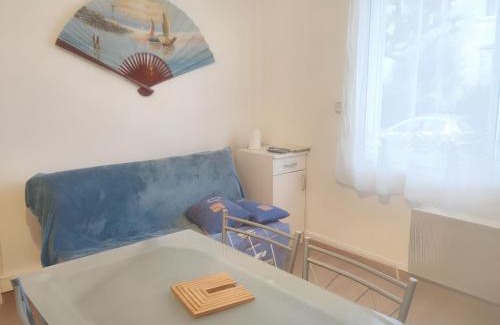 Jonzac Apartment | Appartement agréable à Jonzac de 35 m² avec parking privé