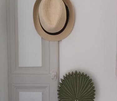 Sezanne Apartment | Appartement au cœur de la Petite Cité de Caractère