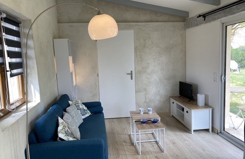 Violes Bed & Breakfast | Appartement au Cœur des Vignes, Dans Chambre D'hôtes Avec Piscine