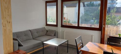 Gaillard Apartment | Appartement au calme avec balcon proche Genève