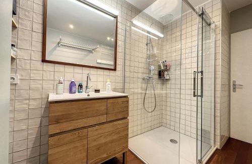 Stains Apartment | appartement au calme avec vue sur parc, proche de Paris