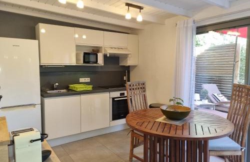 Orient Bay Apartment | Appartement au coeur d'Orient Bay avec terrasse jardin Jacuzzi et citerne