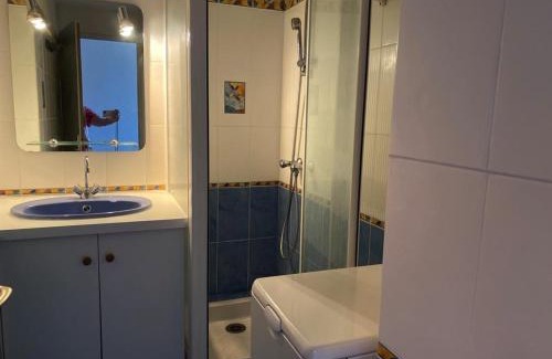 Longeville-sur-Mer Apartment | Appartement avec balcon-terrasse, parking privatif et accès plage à Longeville-sur-Mer - FR-1-336-28