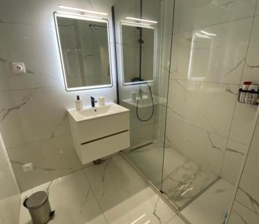 Annemasse Apartment | Appartement avec belle vue et place de parking