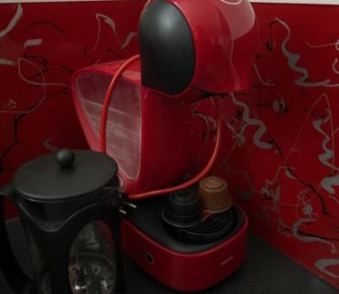 Nemours Apartment | Appartement avec jardin intérieur 4 pers centre ville