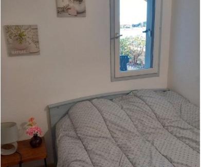 Les Ayguades Apartment | Appartement avec jardin, vue sur étang , proximité mer Gruissan Ayguades